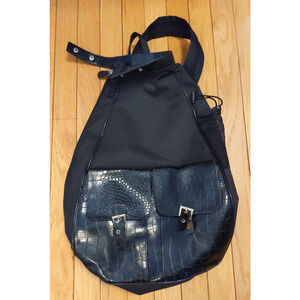 SUSHE Black Backpack Tote Zipper Pockets Sports Bag Gym Bag
